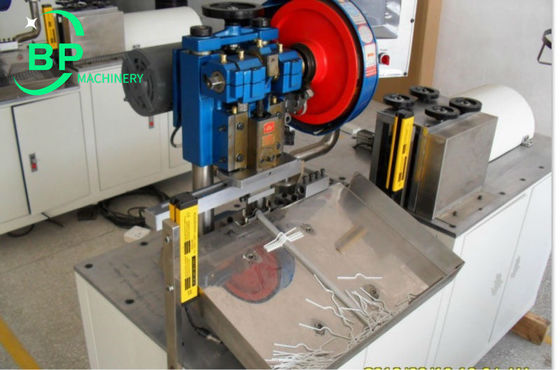 Máquina de fabricação e moldagem de cabos de calendário HFM500